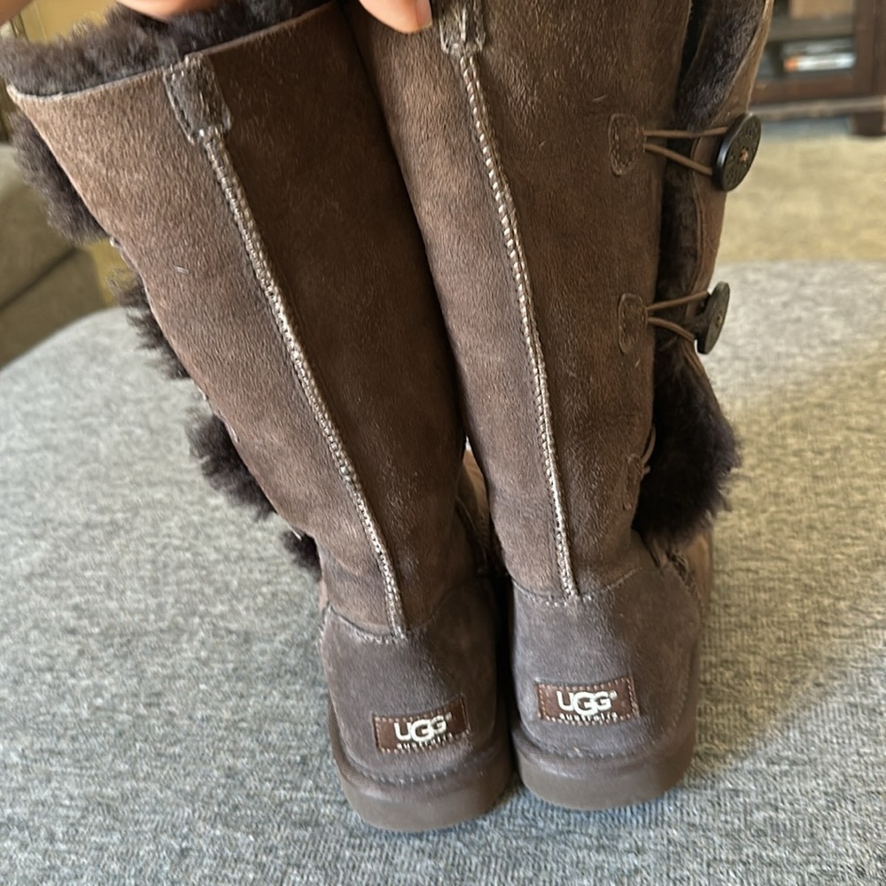 Ugg Brown - image 4
